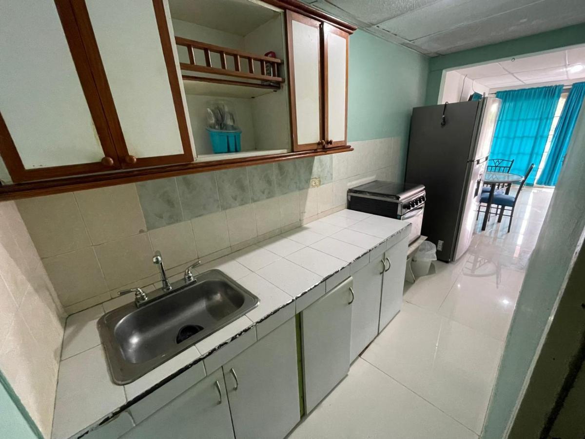 Apartamentos Chuchos Place San Andrés Eksteriør billede
